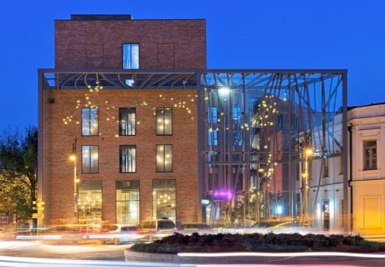 מוקסי טבילסי