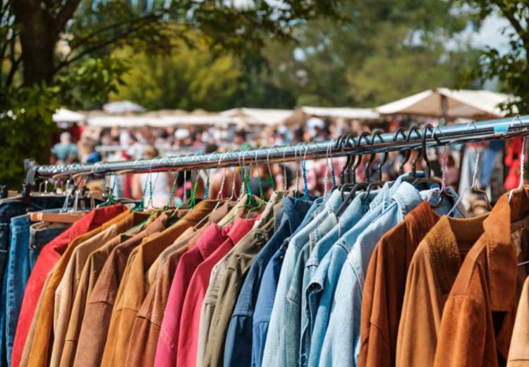 שוק הפשפשים בימי ראשון - Sunday Market limassol